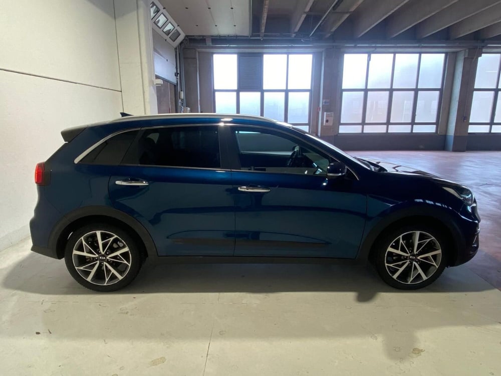 Kia Niro usata a Milano (7)