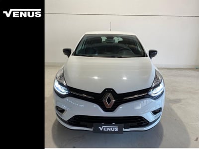 Renault Clio Sporter dCi 8V 75 CV Moschino Intens del 2019 usata a Milano