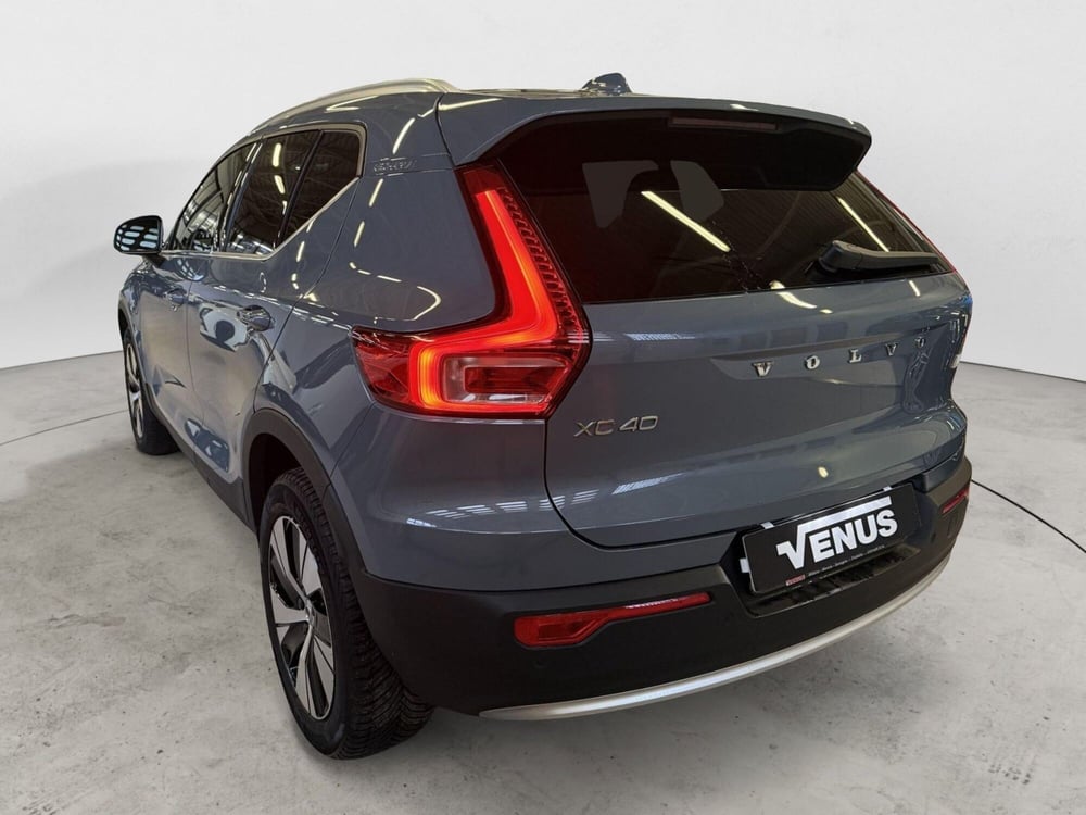 Volvo XC40 usata a Monza e Brianza (4)