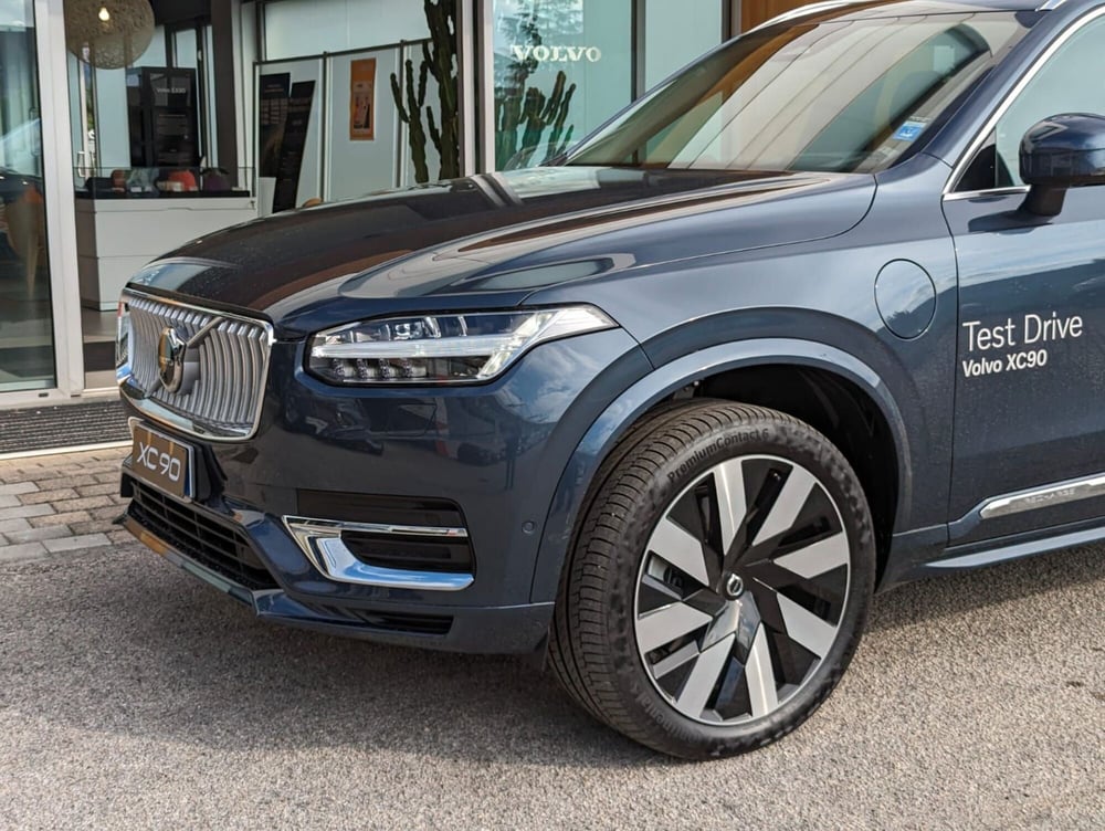 Volvo XC90 usata a Pescara (2)