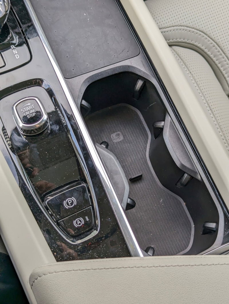 Volvo XC60 usata a Pescara (10)