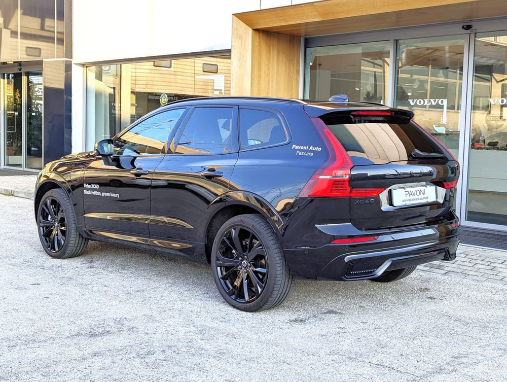 Volvo XC60 usata a Pescara (7)