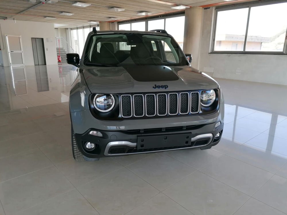 Jeep Renegade nuova a Salerno (9)