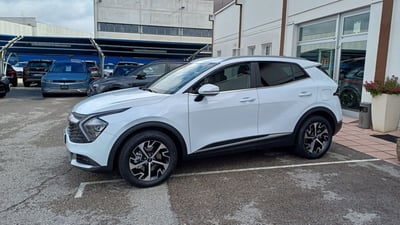 Kia Sportage 1.6 TGDi HEV AT Style nuova a Veggiano