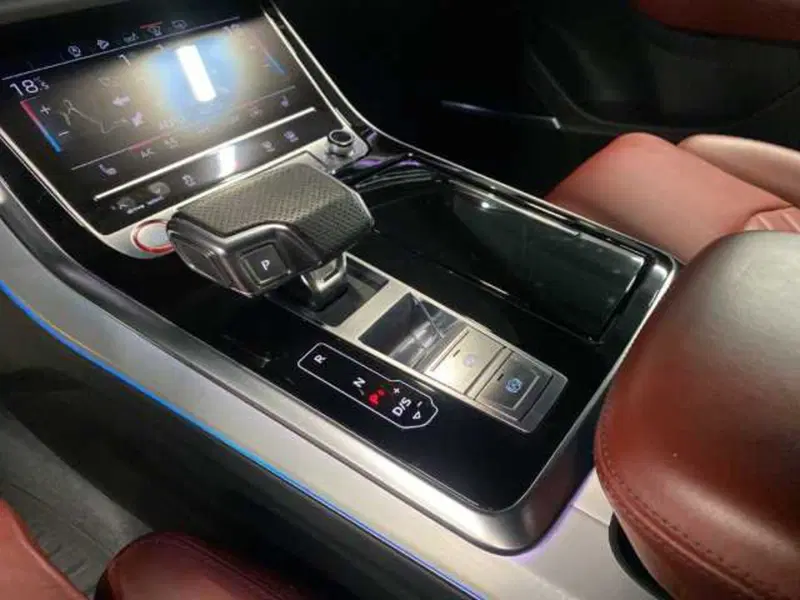 Audi Q8 Sportback usata a Pistoia (9)