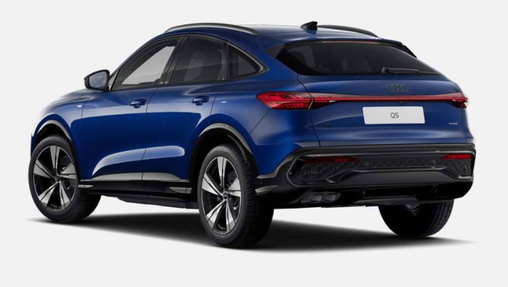 Audi Q5 nuova a Lecco (4)