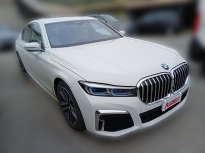 BMW Serie 7 745e del 2021 usata a Rizziconi