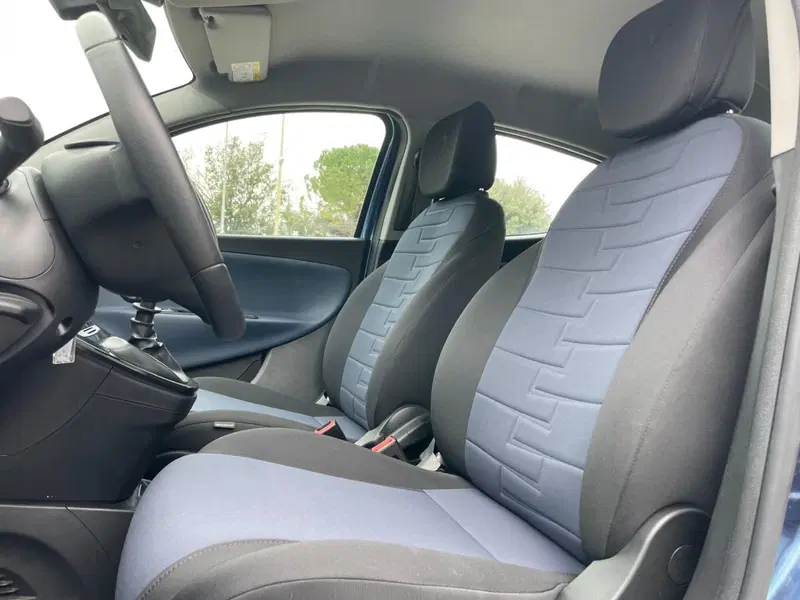 Lancia Ypsilon usata a Ancona (11)
