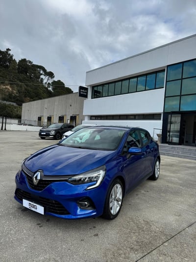 Renault Clio TCe 90 CV 5 porte Zen  del 2021 usata a Rende