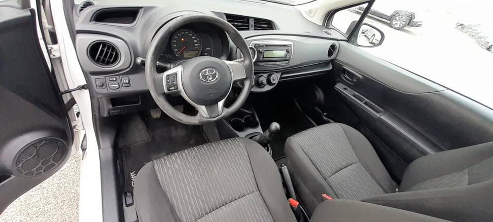 Toyota Yaris usata a Cosenza (9)