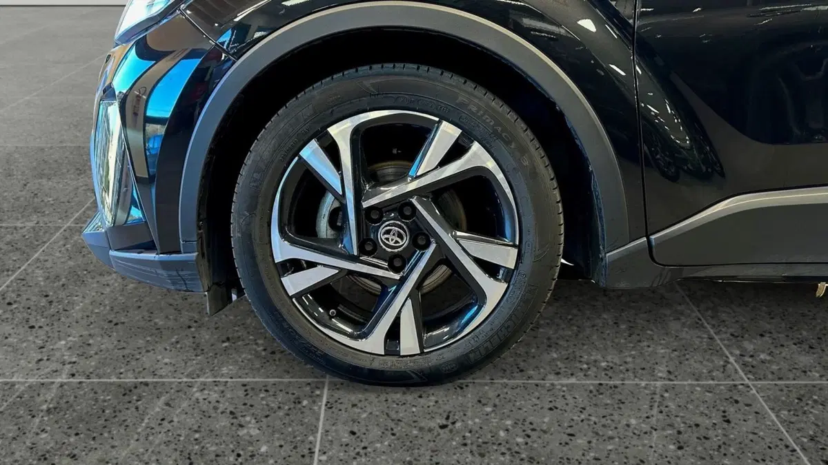 Toyota Toyota C-HR usata a Catanzaro (6)