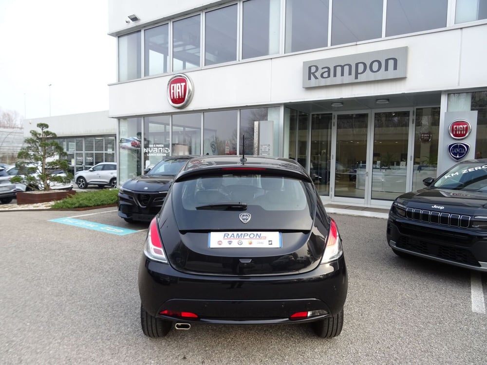 Lancia Ypsilon usata a Venezia (4)