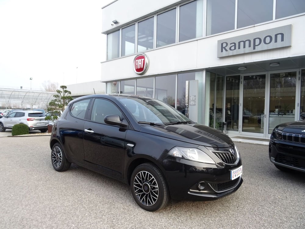 Lancia Ypsilon usata a Venezia (6)