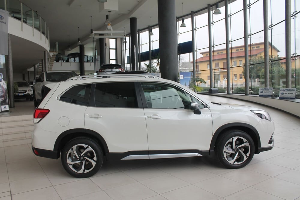 Subaru Forester nuova a Cuneo (4)