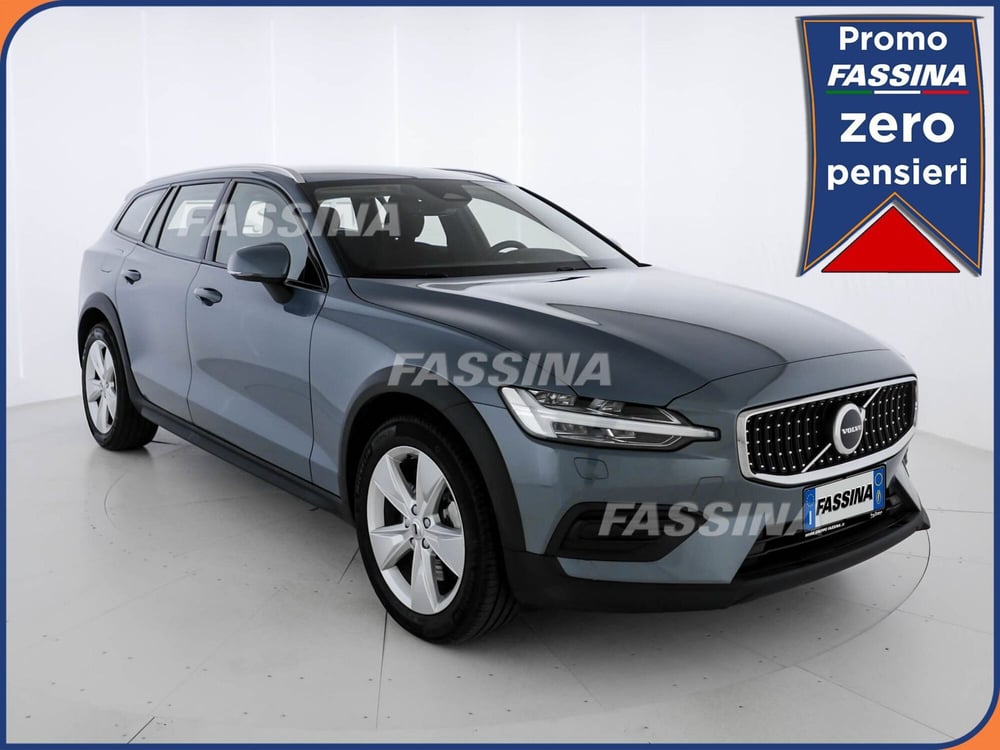 Volvo V60 Cross Country usata a Milano