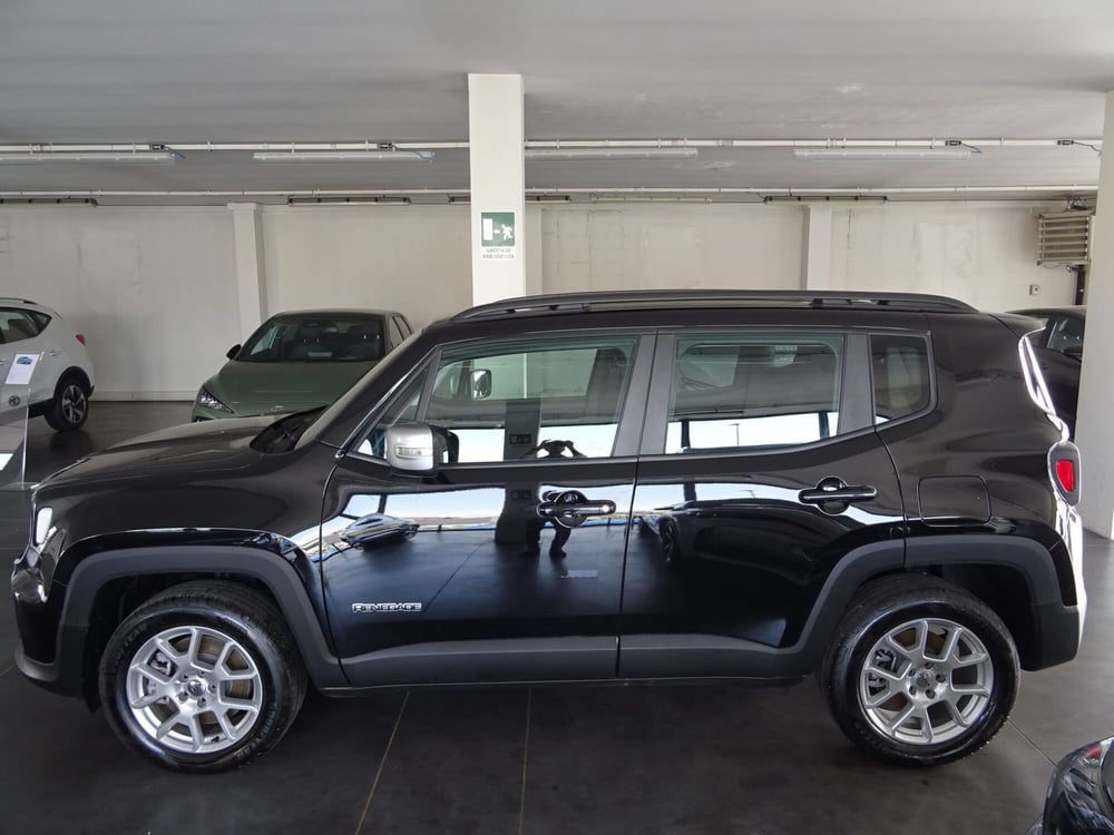 Jeep Renegade nuova a Lucca (2)