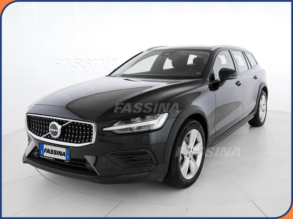 Volvo V60 Cross Country usata a Milano (3)