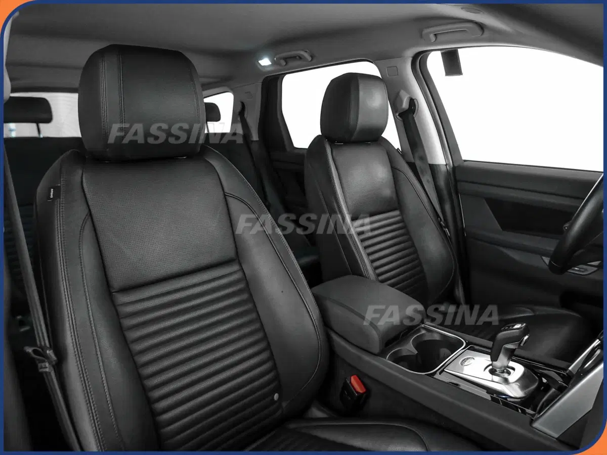 Land Rover Discovery Sport usata a Milano (13)