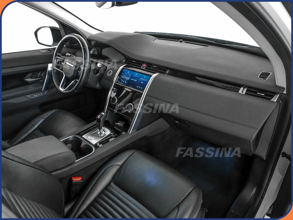 Land Rover Discovery Sport usata a Milano (14)