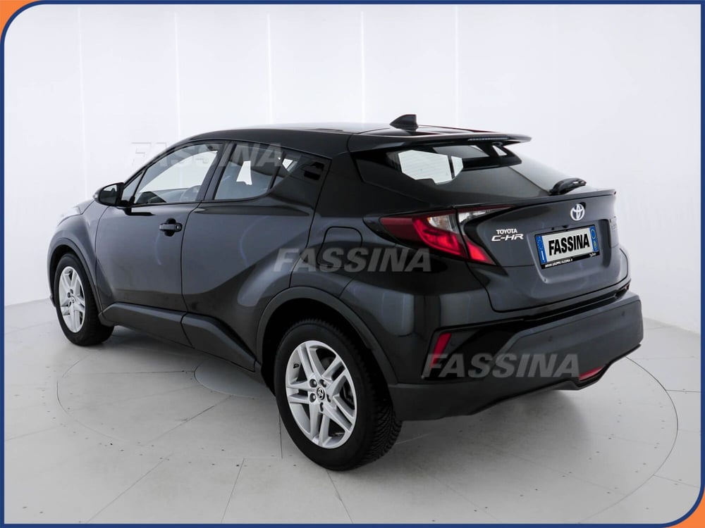 Toyota Toyota C-HR usata a Milano (4)