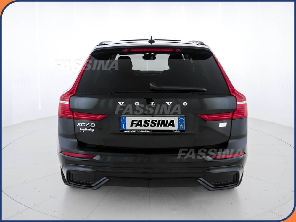 Volvo XC60 usata a Milano (5)