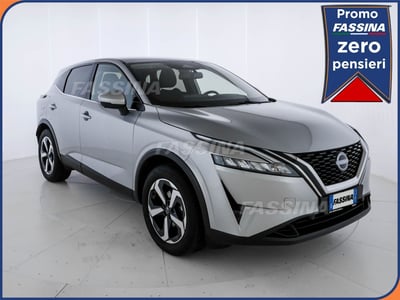 Nissan Qashqai 1.3 mhev N-Connecta 4wd 158cv xtronic del 2023 usata a Milano