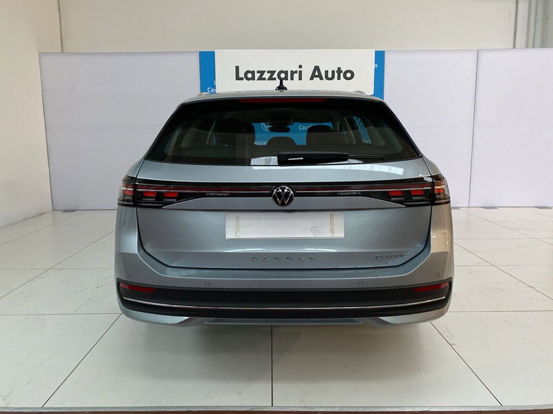 Volkswagen Passat nuova a Lodi (5)