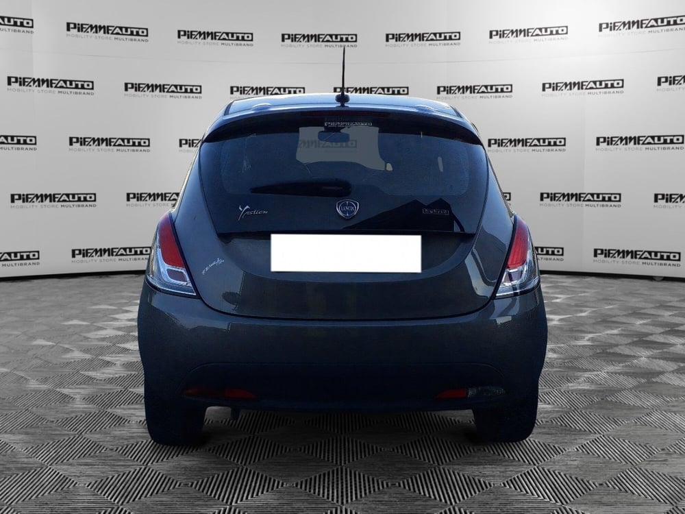 Lancia Ypsilon usata a Parma (4)