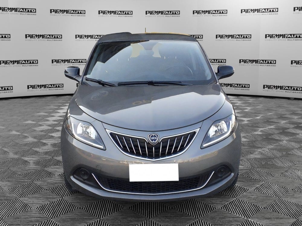 Lancia Ypsilon usata a Parma (5)