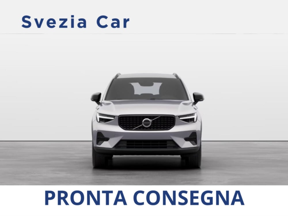 Volvo XC40 nuova a Milano (2)