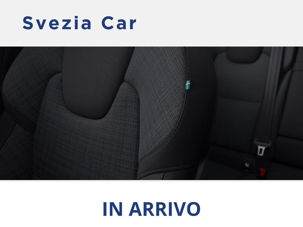 Volvo XC60 nuova a Milano (14)