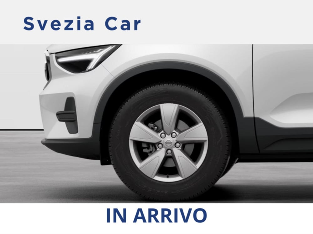 Volvo XC40 nuova a Milano (10)