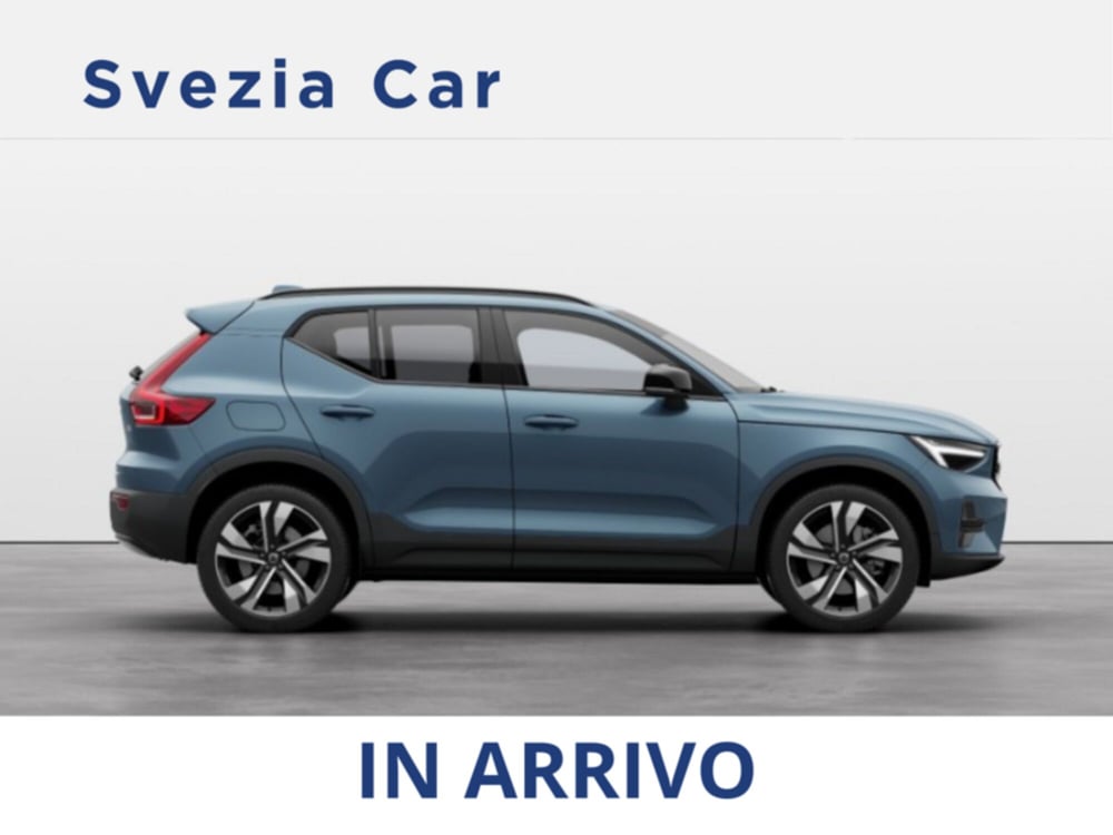 Volvo XC40 nuova a Milano (6)