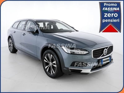 Volvo V90 Cross Country 2.0 b4 Core awd auto del 2023 usata a Milano