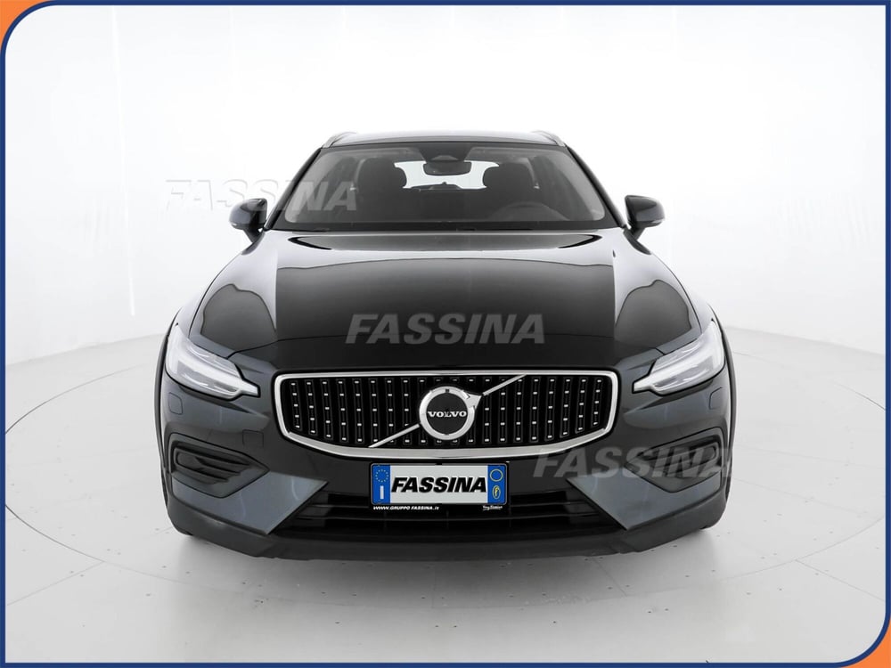 Volvo V60 Cross Country usata a Milano (3)