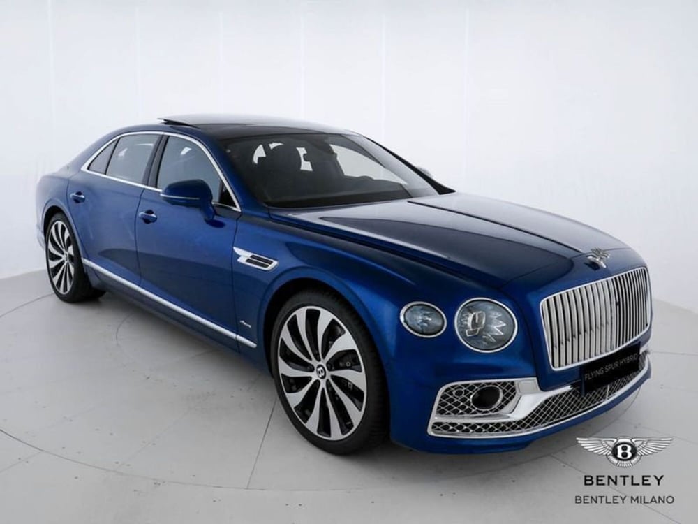 Bentley Flying Spur nuova a Milano