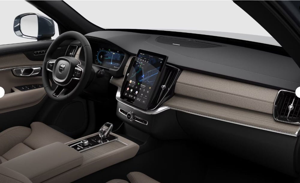 Volvo XC90 nuova a Milano (8)