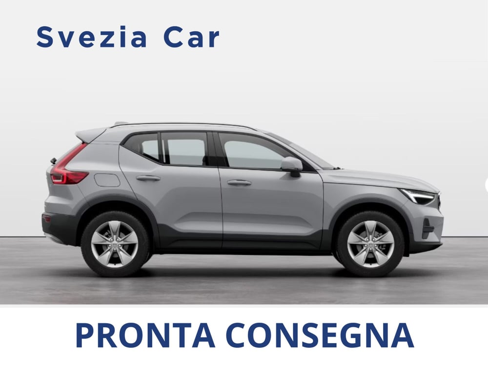 Volvo XC40 nuova a Milano (2)