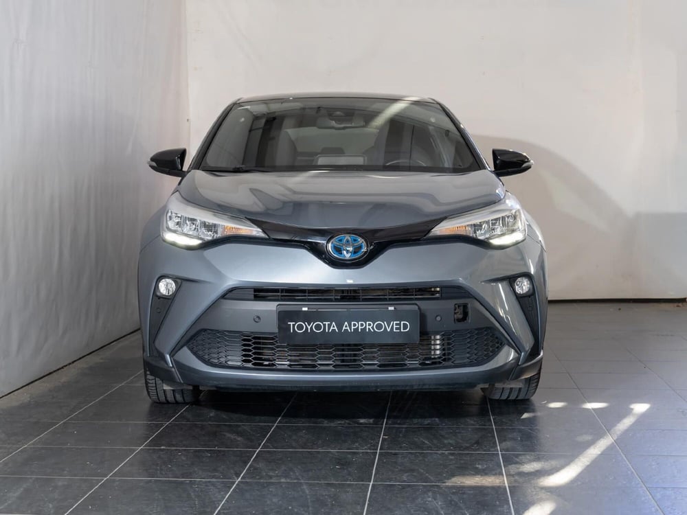 Toyota Toyota C-HR usata a Foggia (4)