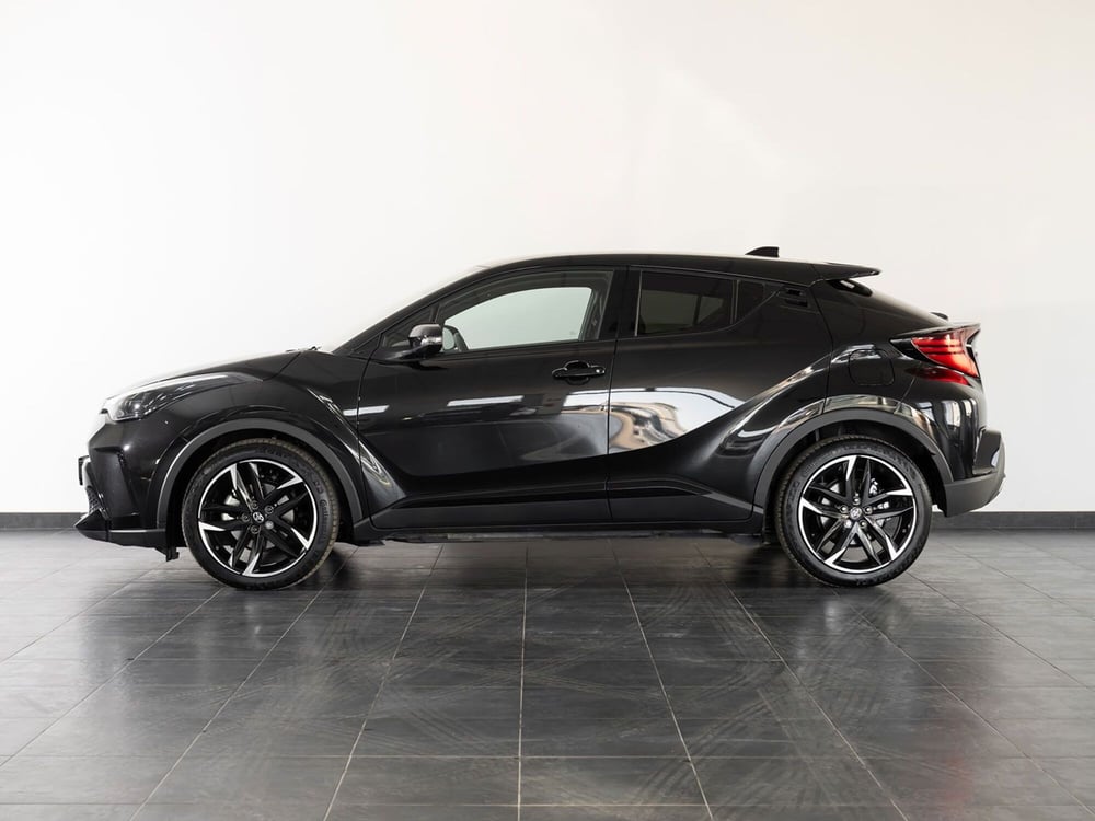 Toyota Toyota C-HR usata a Foggia (2)