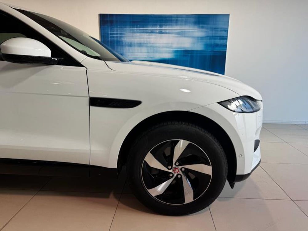 Jaguar F-Pace usata a Venezia (6)