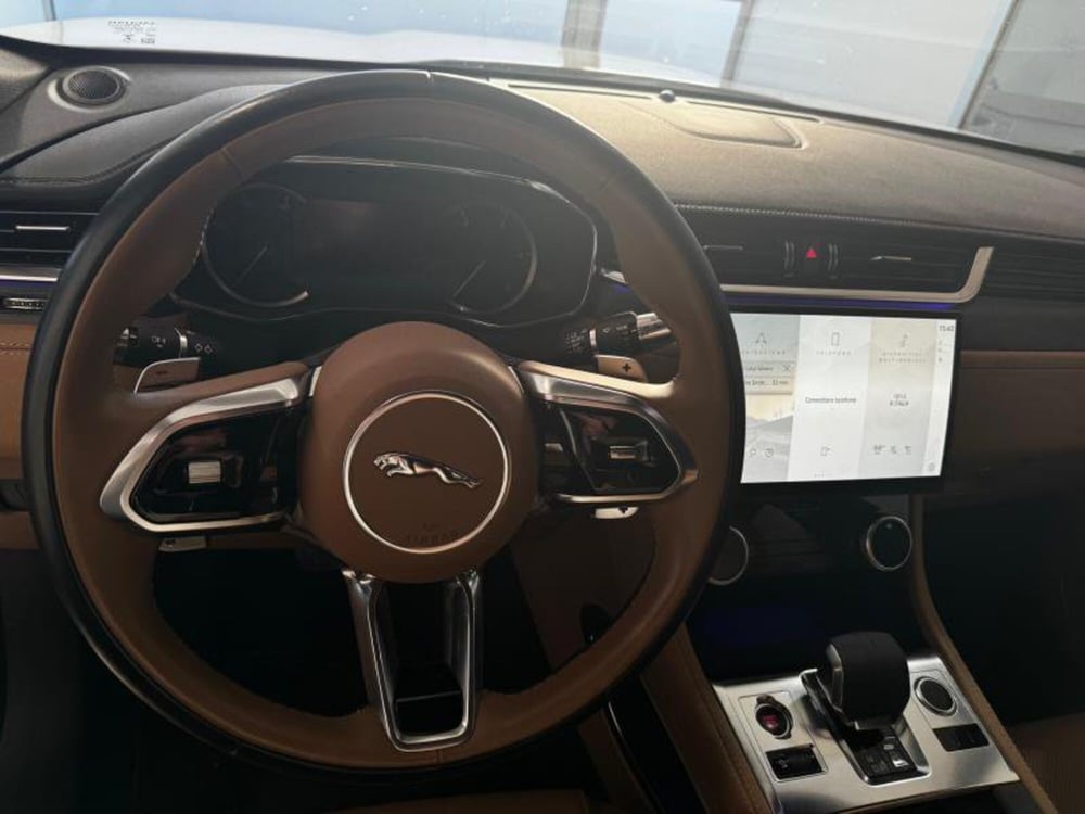 Jaguar F-Pace usata a Venezia (8)