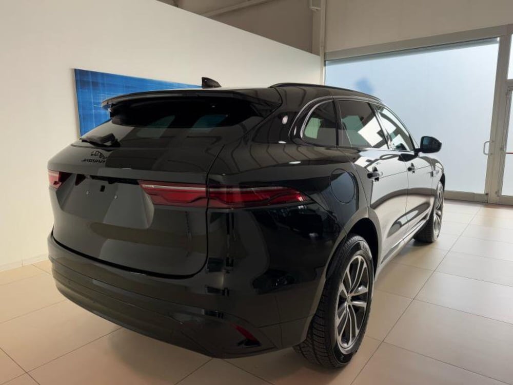 Jaguar F-Pace usata a Venezia (2)