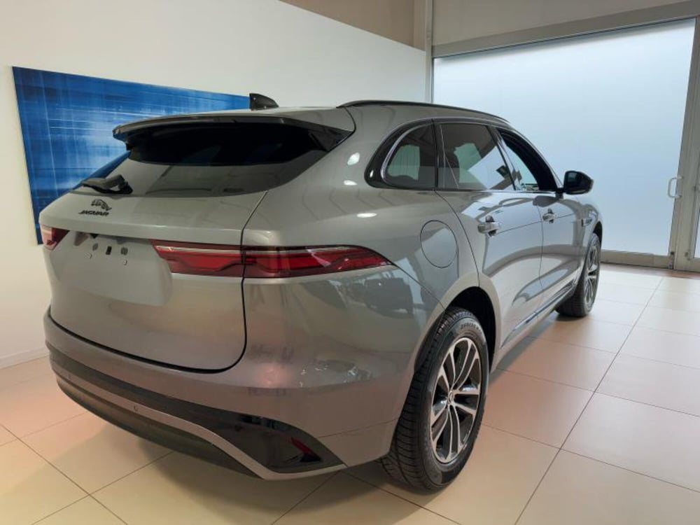 Jaguar F-Pace usata a Venezia (2)