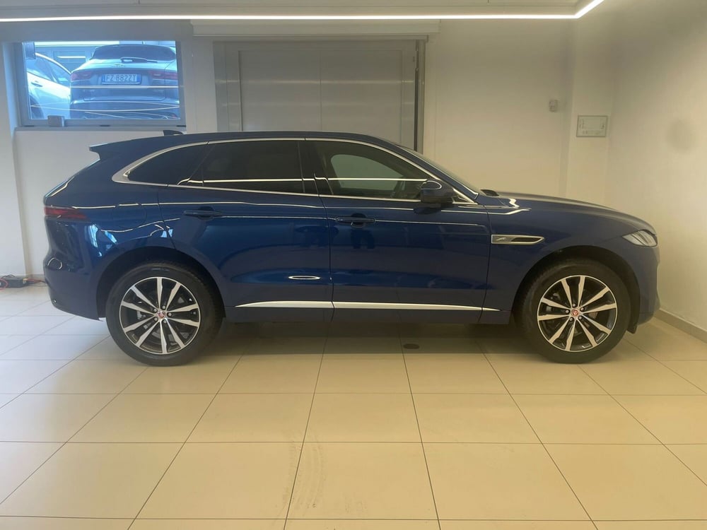 Jaguar F-Pace usata a Milano (6)