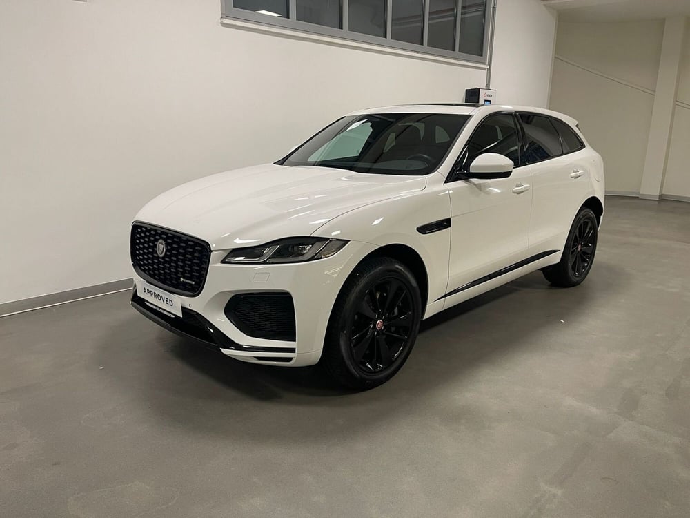 Jaguar F-Pace usata a Milano (12)