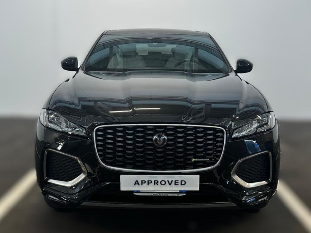 Jaguar F-Pace usata a Milano (8)