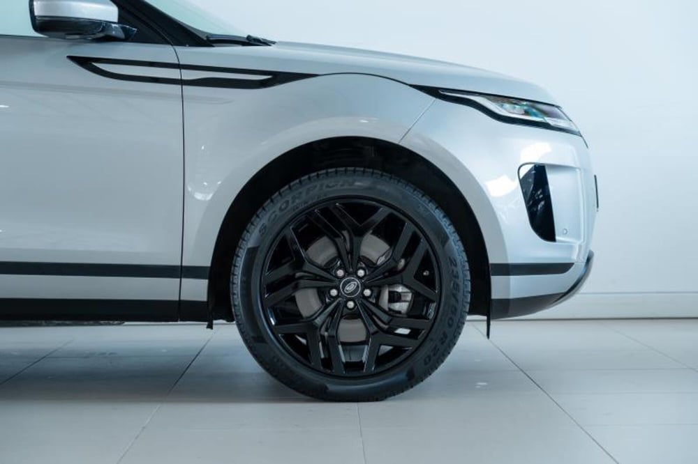 Land Rover Range Rover Evoque usata a Venezia (8)