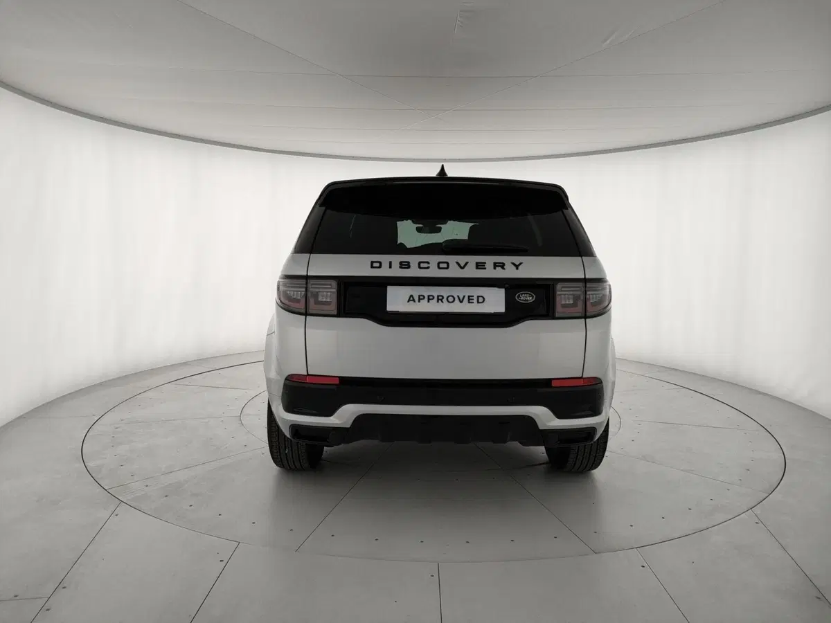 Land Rover Discovery Sport usata a Milano (7)