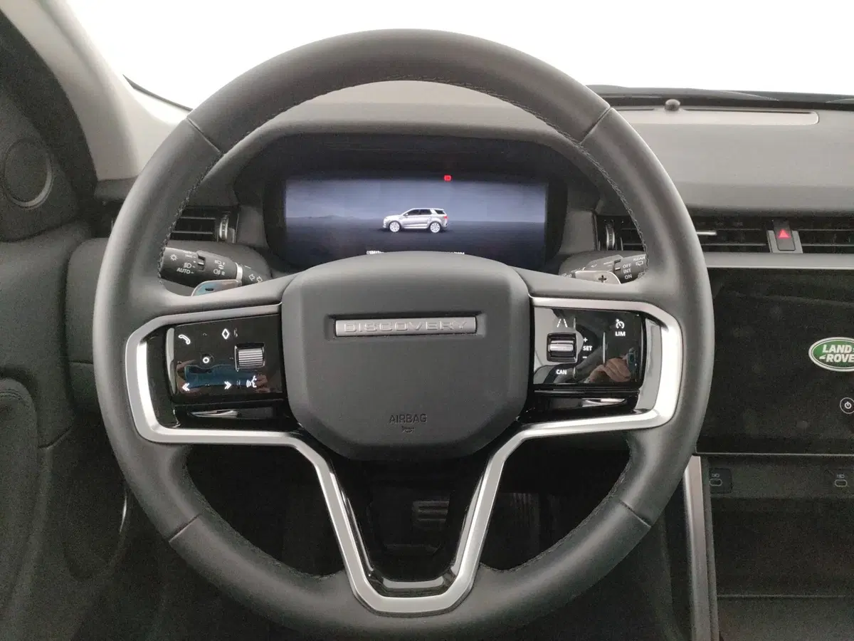Land Rover Discovery Sport usata a Milano (12)